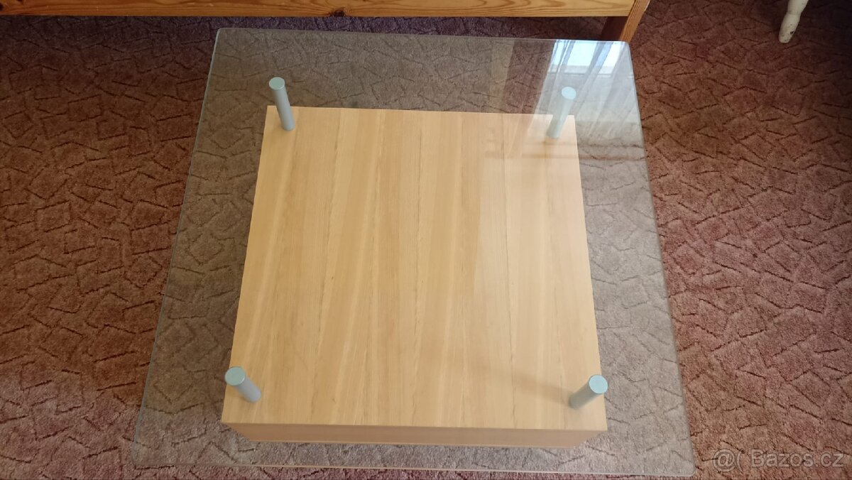 Konferenční stolek - 2