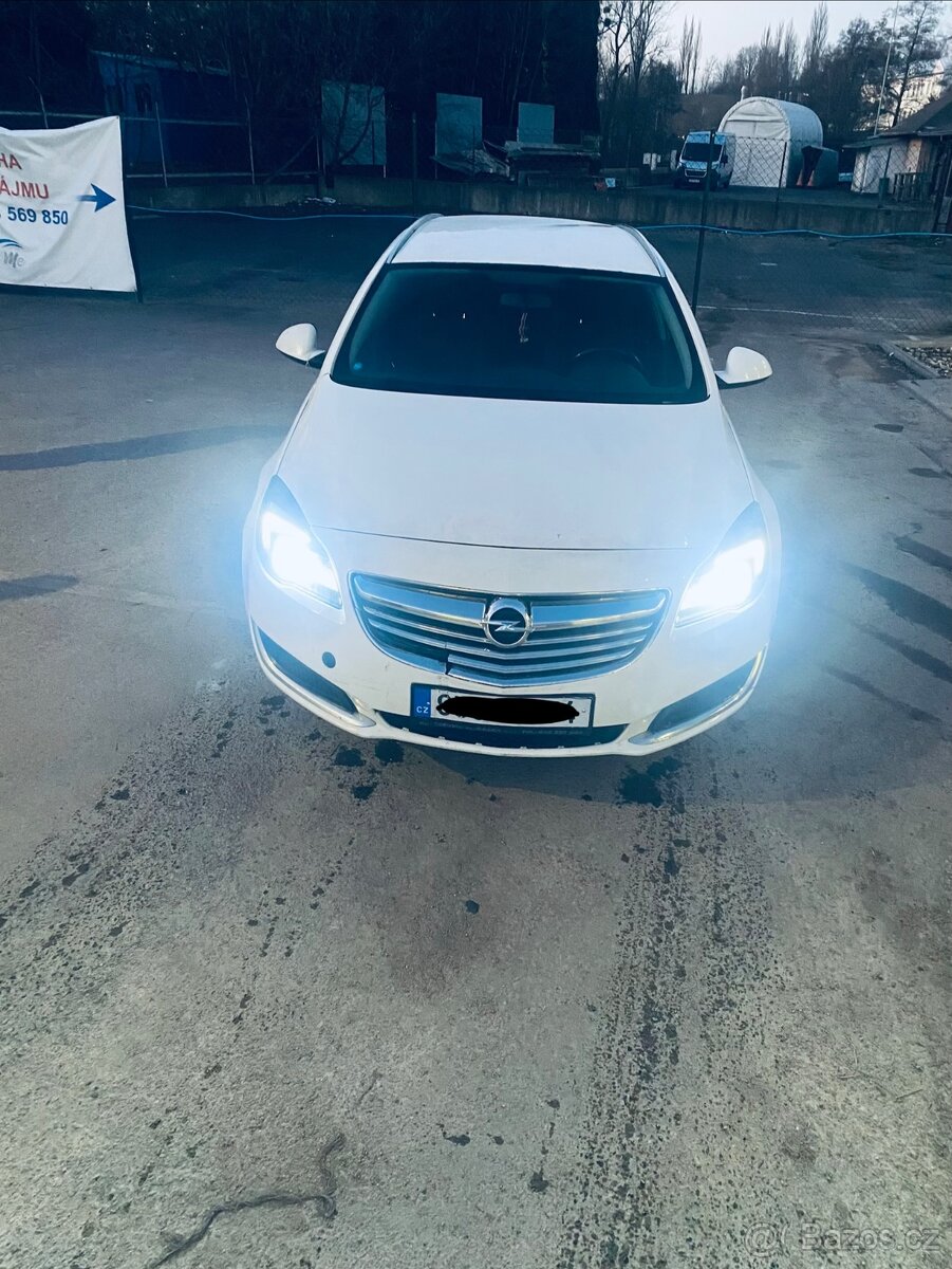 Opel Insignia - 2