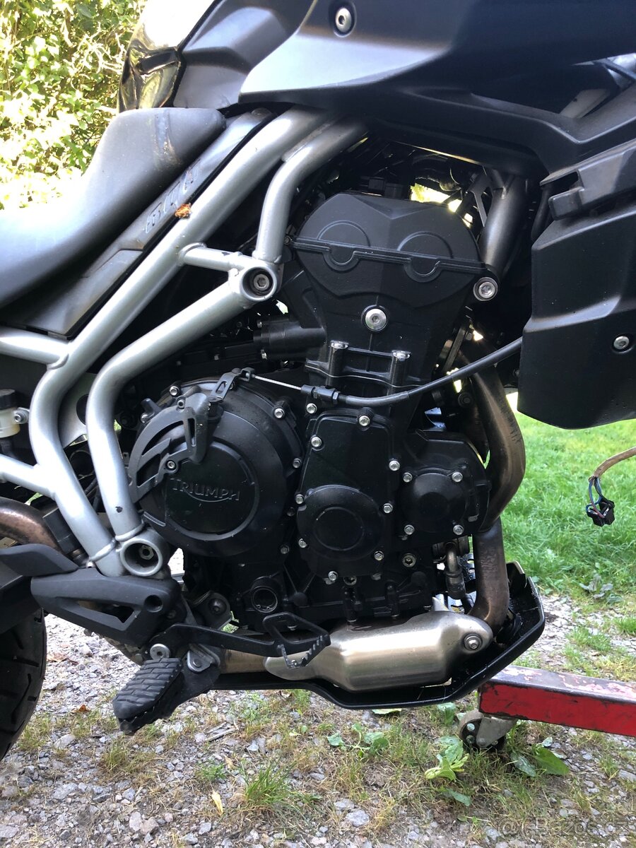 Motonadily Triumph Tiger 800 2010 - 2