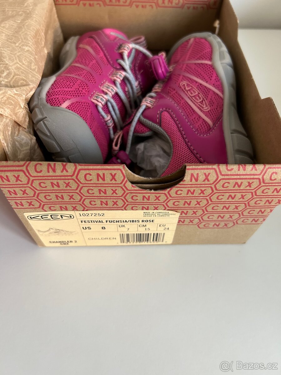 Nové dívčí boty zn.Keen - 2