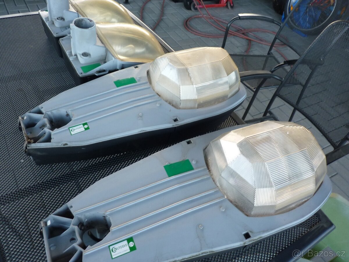 Pouliční lampa - 2