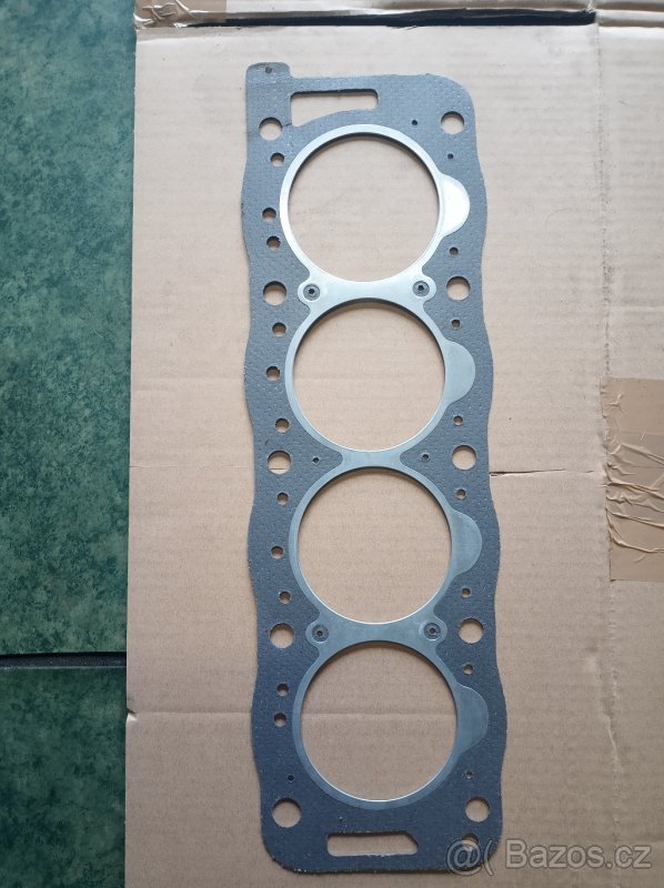 TĚSNĚNÍ POD HLAVU XUD7T - 2