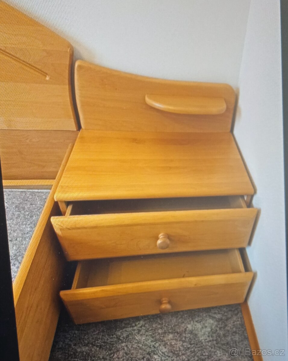 Manželská postel s roštem+noční stolky - 2