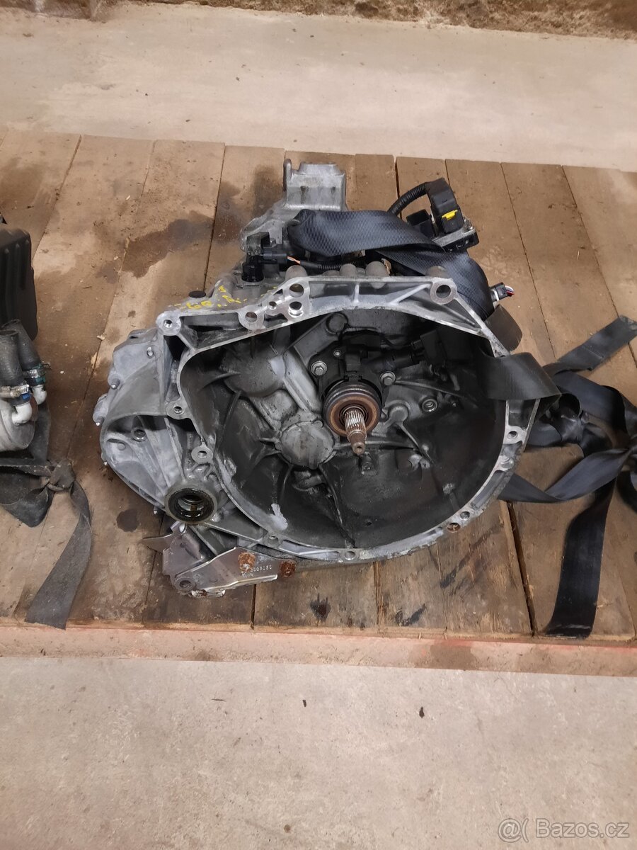 Citroen C4 GR.Picasso 1.6HDI - robotická převodovka - 2