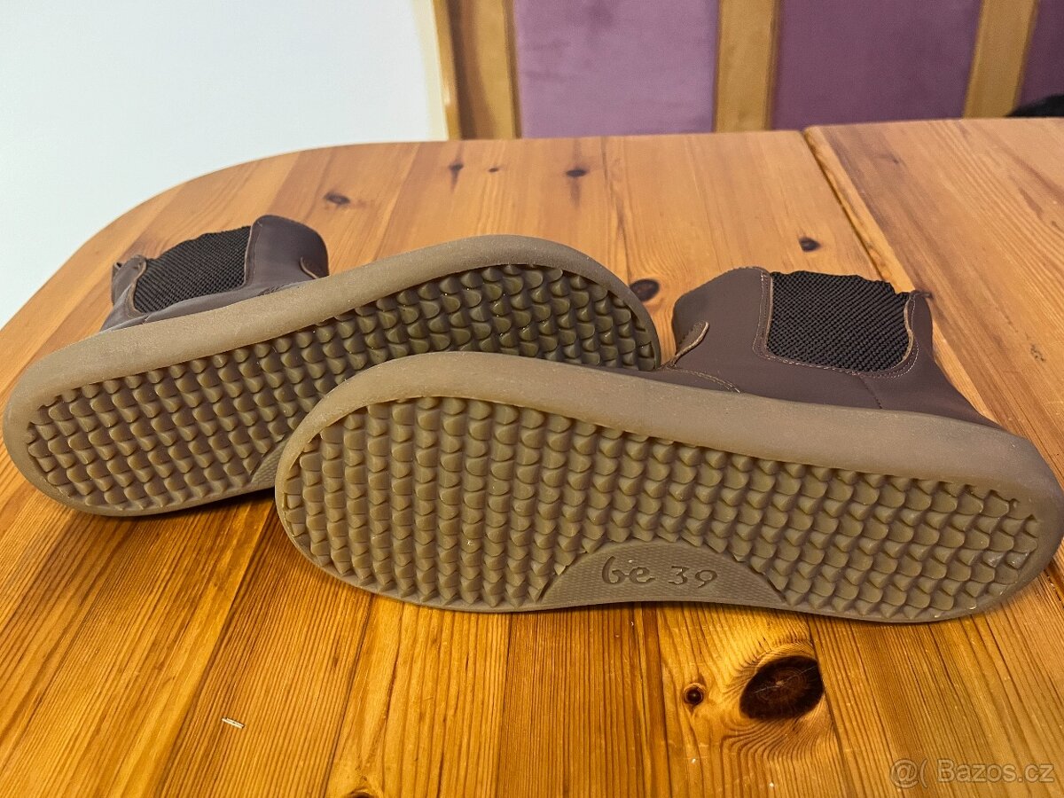 Barefoot Be Lenka - 2