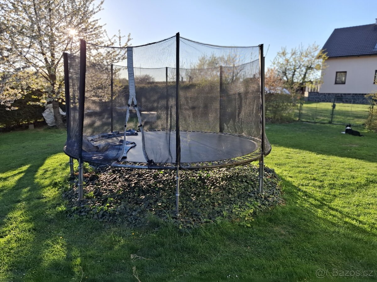 Trampolína - 2