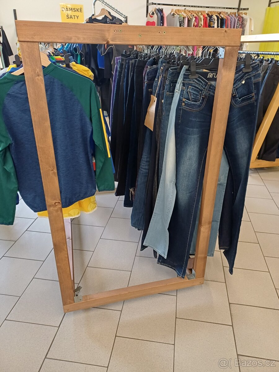 Oblečení secondhand - 2