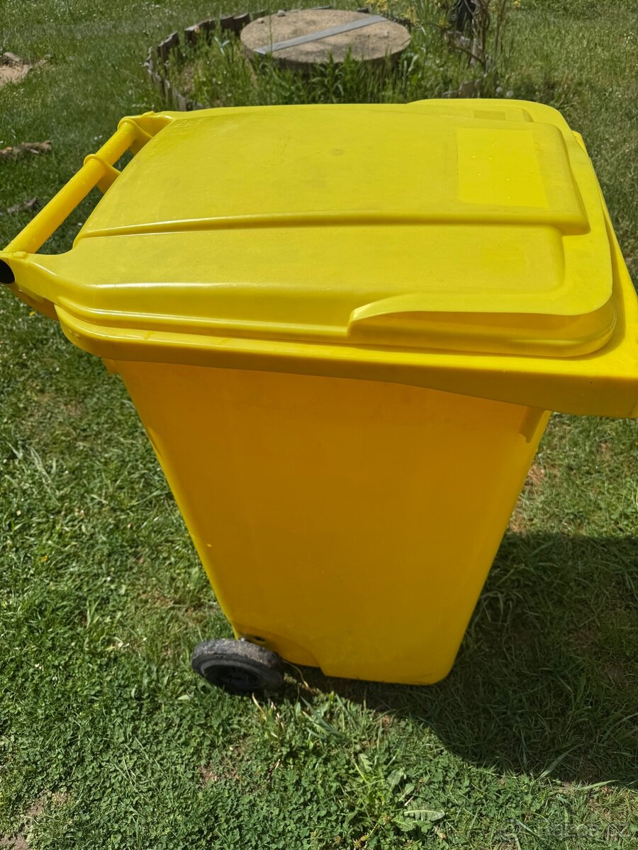 Plastová popelnice 240l - 2