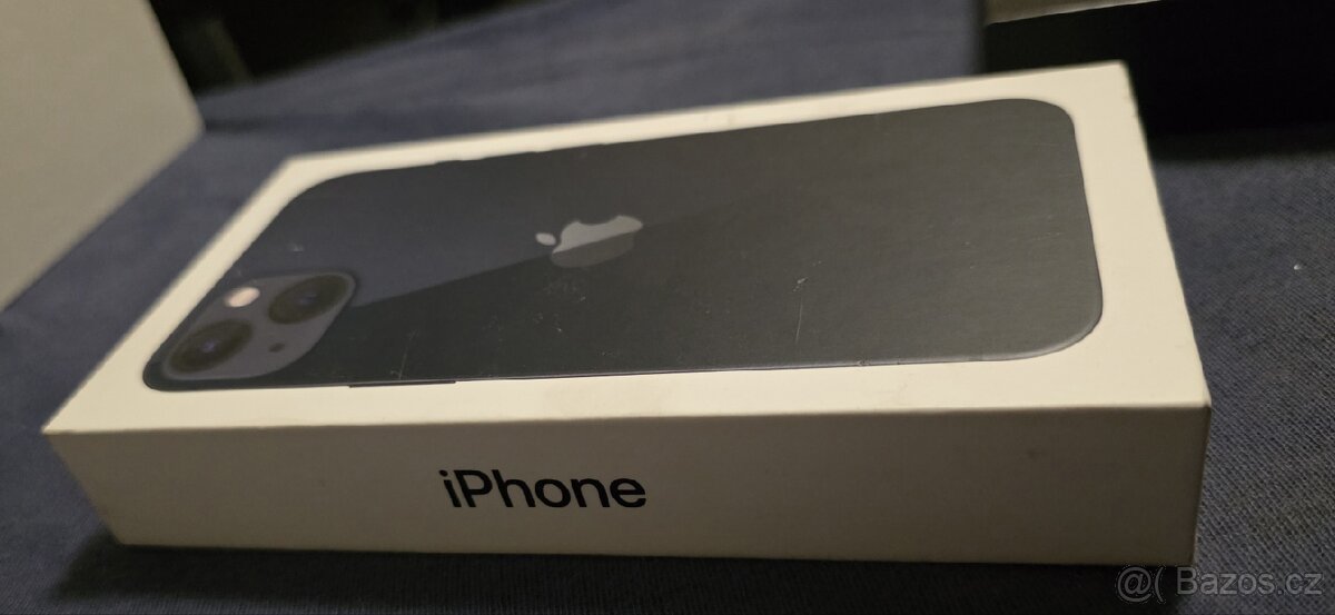 Krabička od Iphone 13 - 2
