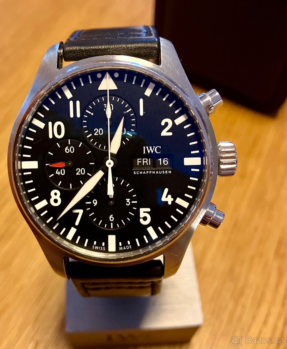 IWC Pilot Chronograph IW377709 - 2
