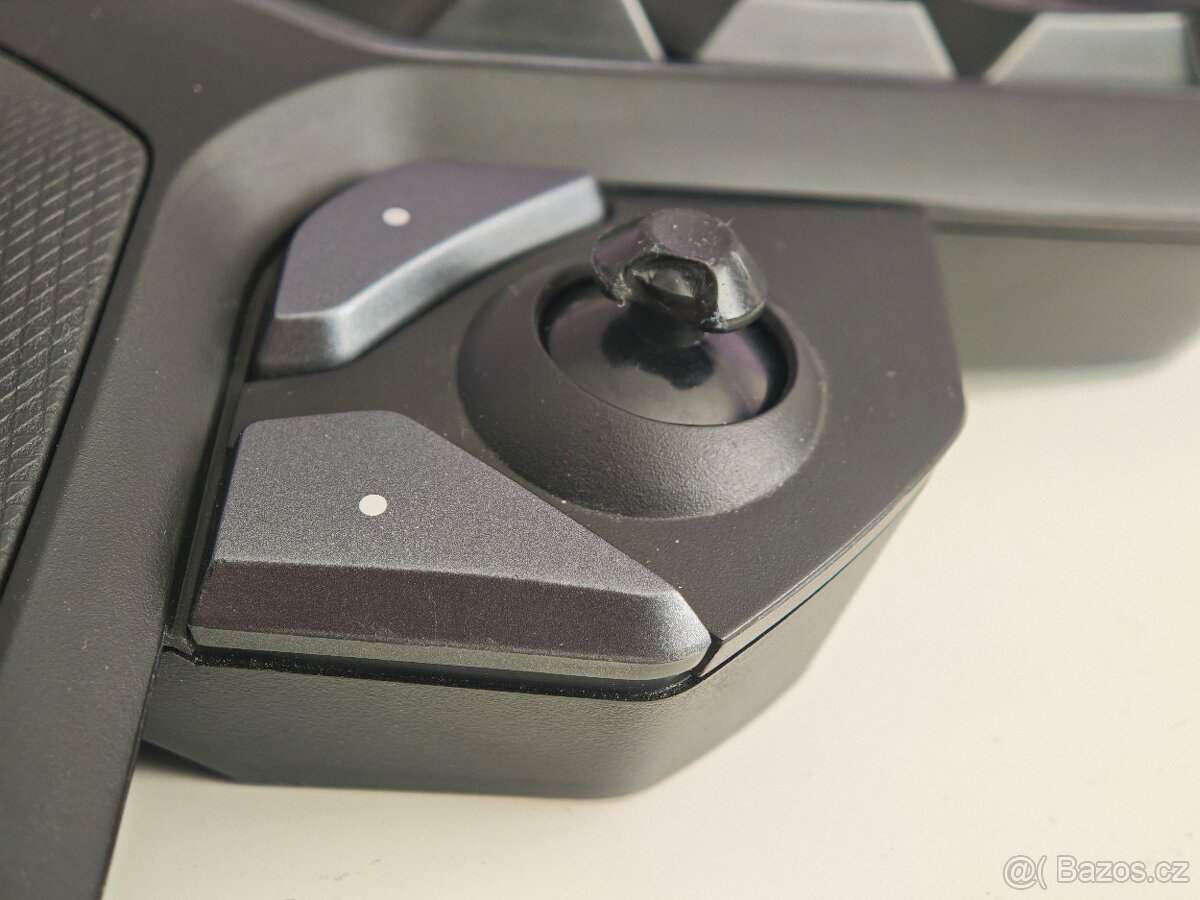Logitech G13 - 2