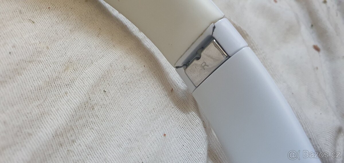 Beats solo wireless - 2