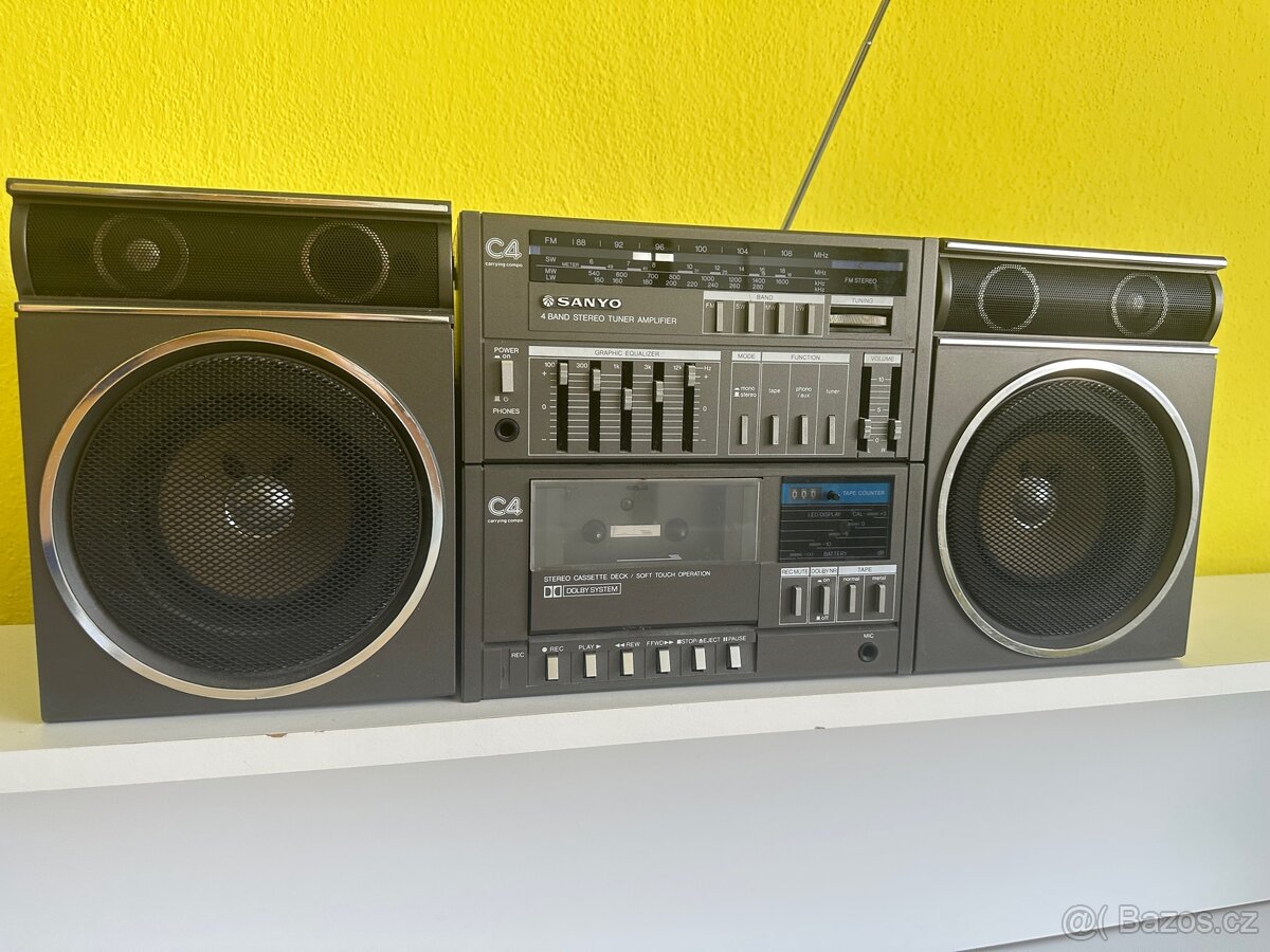 SANYO radio/kazety - 2