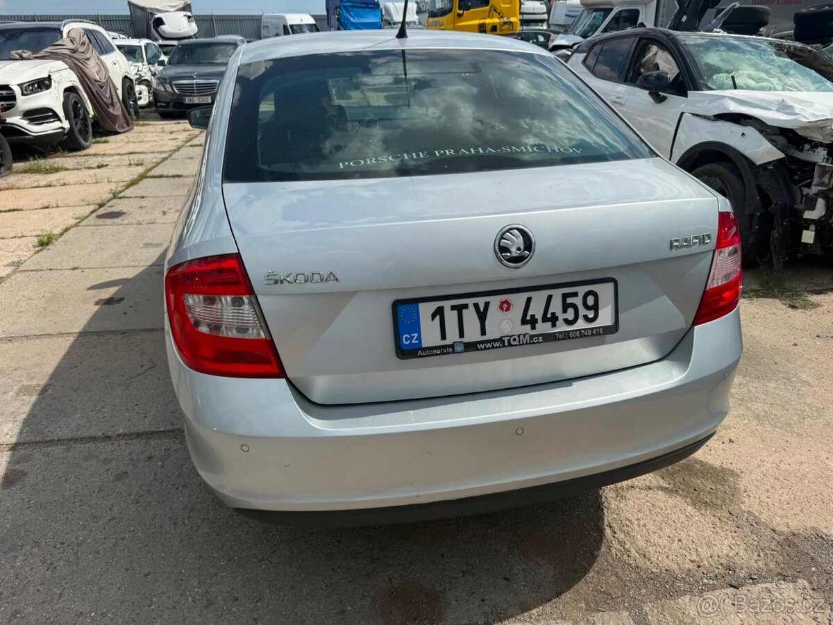 Škoda Rapid 1.6TDi. 2014 pojizdne - 2