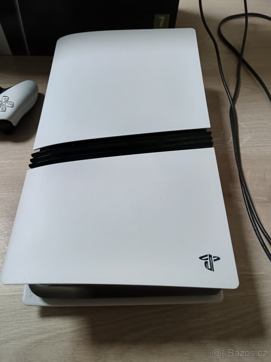 PlayStation 5 Pro - 2