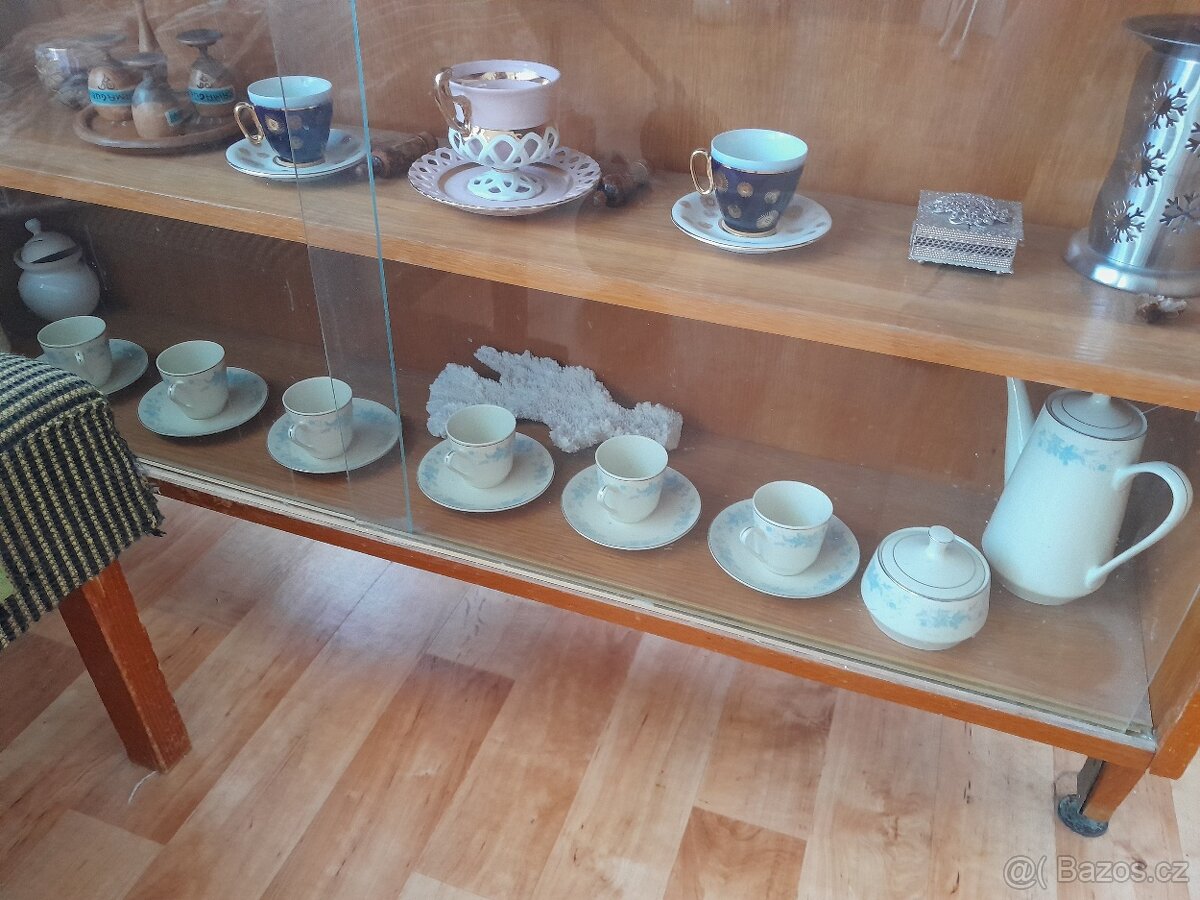 Porcelánový servis - 2