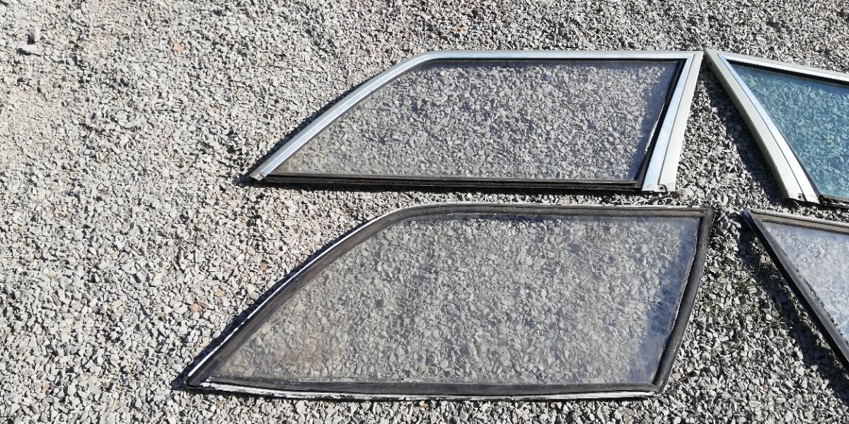 Zadní okna Mercedes Benz W123, S123 Piáno kombi. - 2