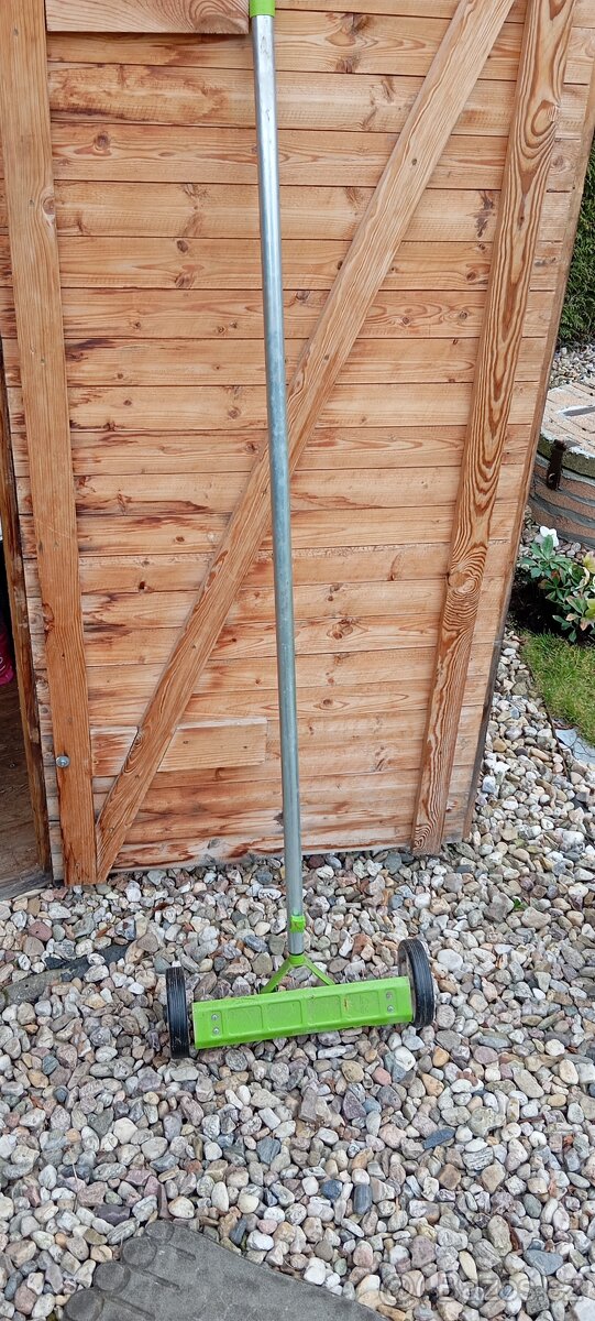 Ruční vertikulátor Florabest - 2