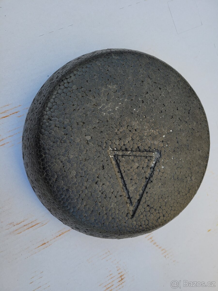 Kryt na rezervní kolo Audi 100 200 C3 A6 C4 Typ 44 S4 S6 - 2