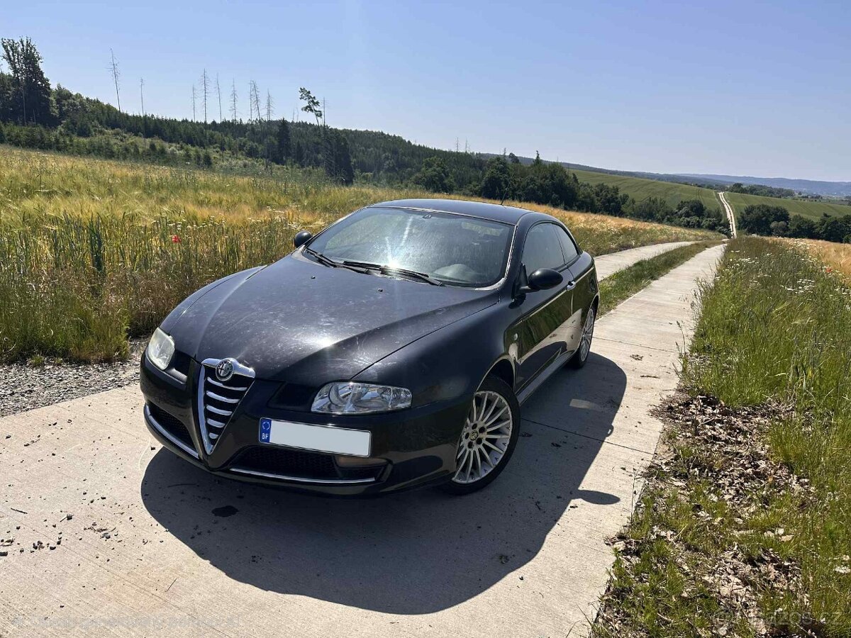 Alfa romeo gt - 2