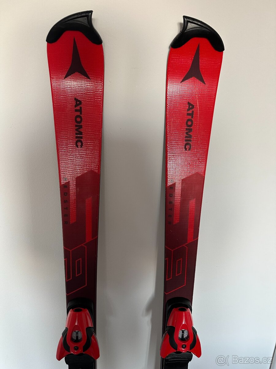Juniorské slalomové závodní lyže ATOMIC REDSTER S9 FIS - 2