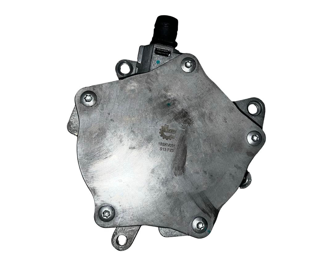 Podtlakové čerpadlo 06D145100H VW Golf 5 GTI r.v. 2006 - 2