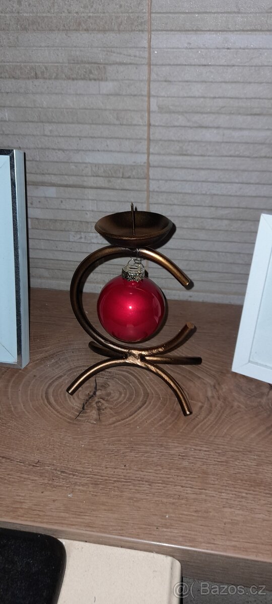 Vánoční stojánek na svíčku ( ruční práce) - 2