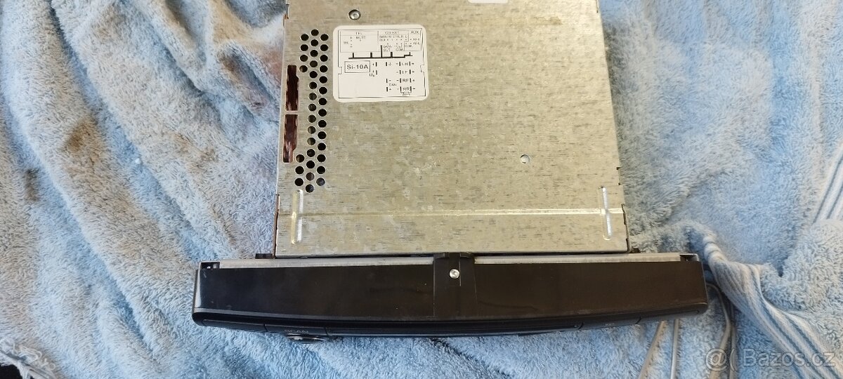 Autorádio Škoda Octavia 2 - 2