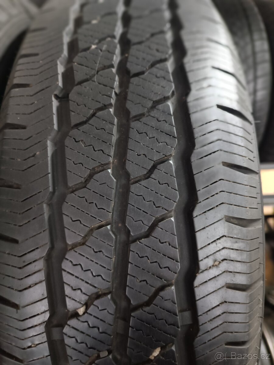 205/70r15 C zimní pneu - 2