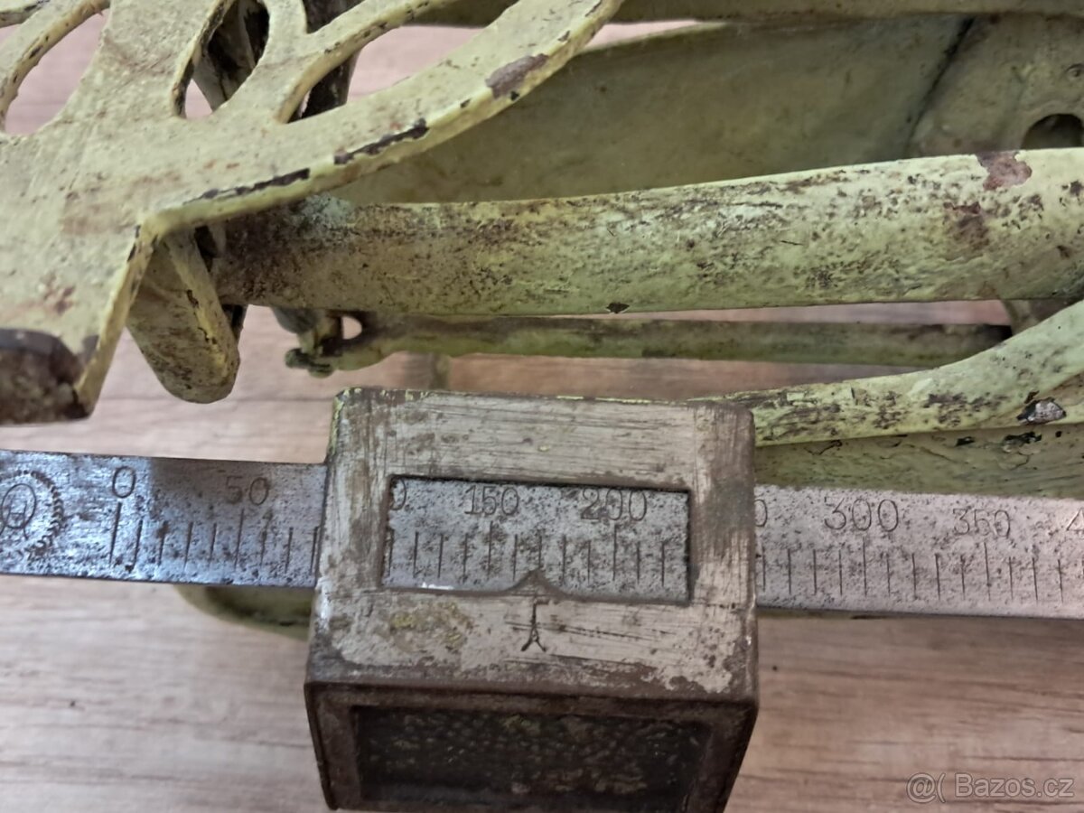 kuchyňská váha - 2