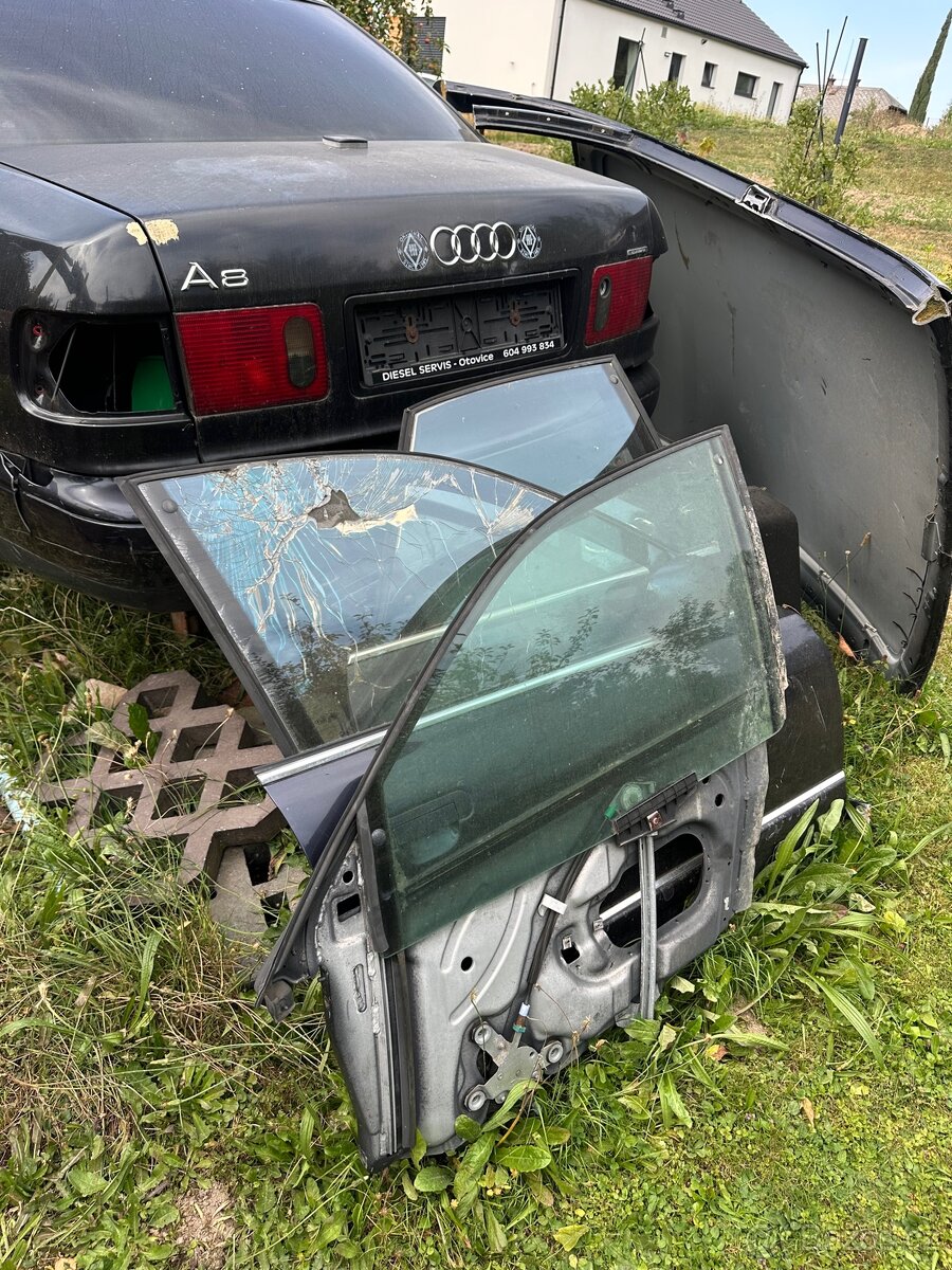Zbylé díly Audi A8 D2 - 2