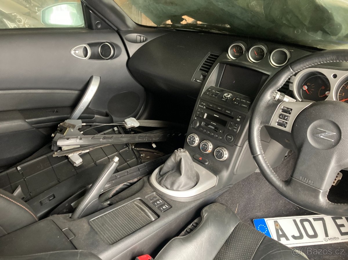 Facelift interiér RHD - Nissan 350Z - 2