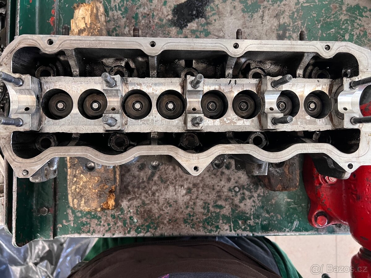 Hlava motoru 1.9 tdi 66kw - 2