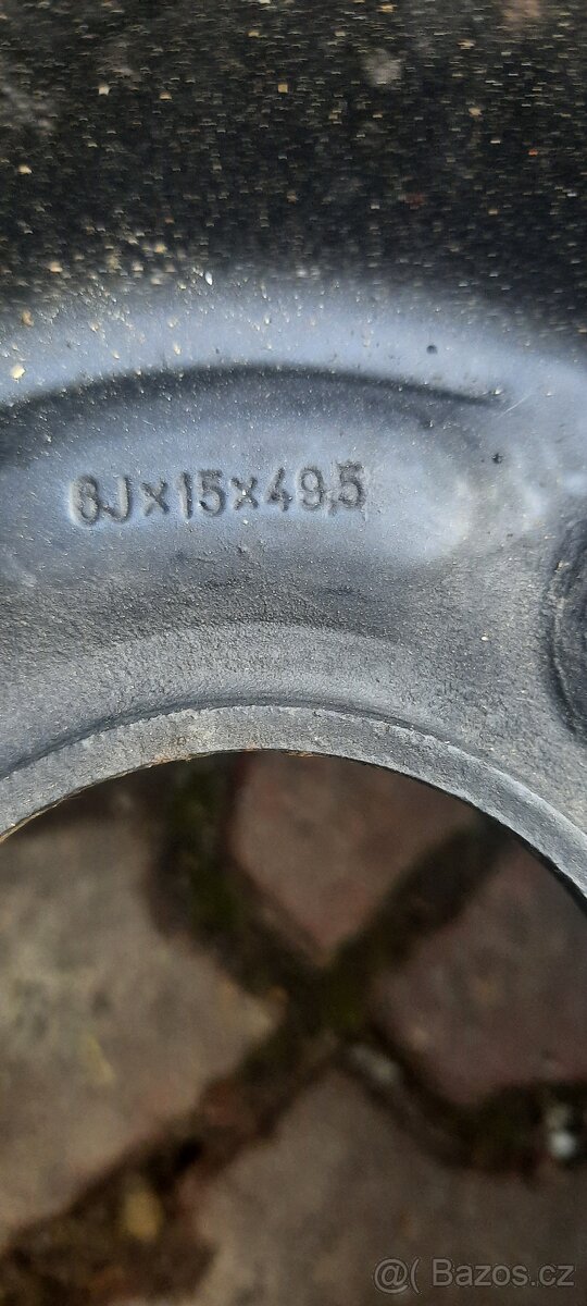 Kola Ford Focus R15 - 2