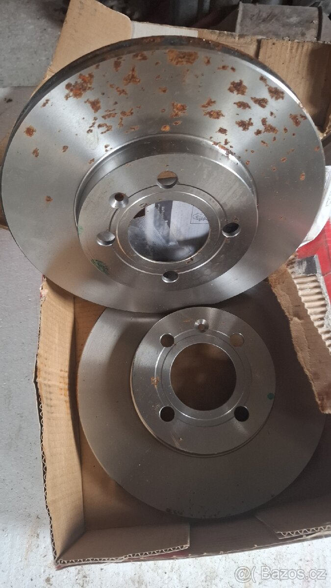 Nové kotouče Golf 3 - 2