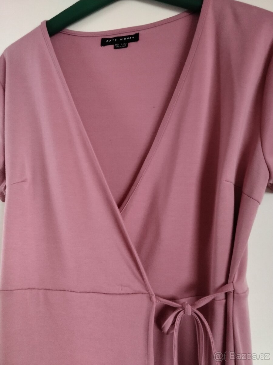 Dámskéí šaty - 2