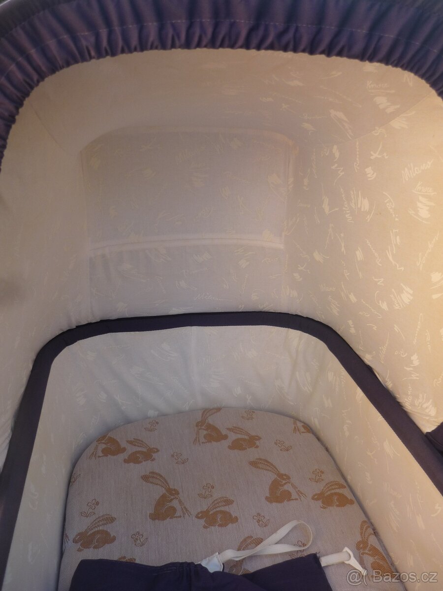 Kočárek - retro, starý. - 2