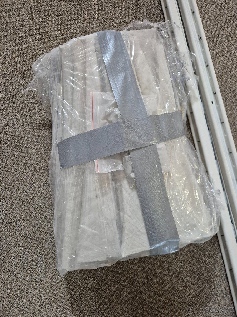 Police regály Ikea - 2