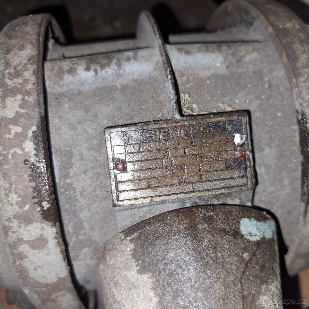 Prodám elektromotor 0,4kW - 2