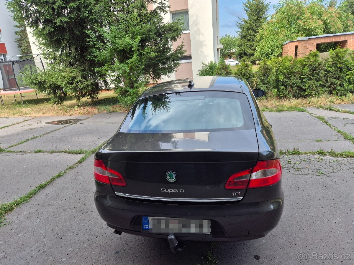 Škoda Superb. 2.0 TDI 103kw Elegance - 2