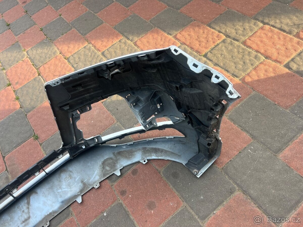 Prodám přední nárazník na Audi SQ7 - 2
