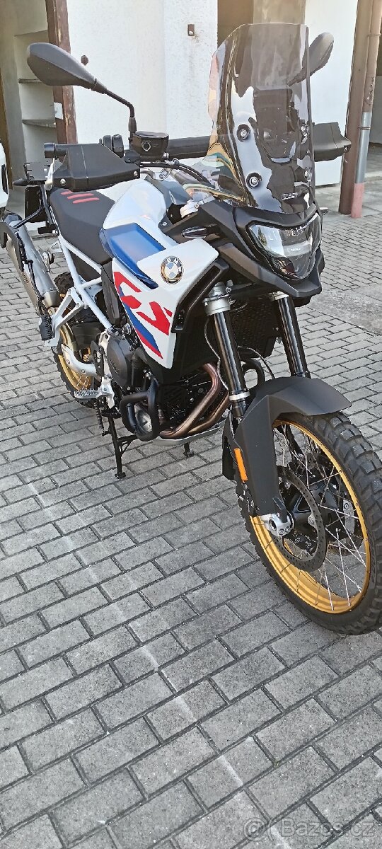 BMW F900GS