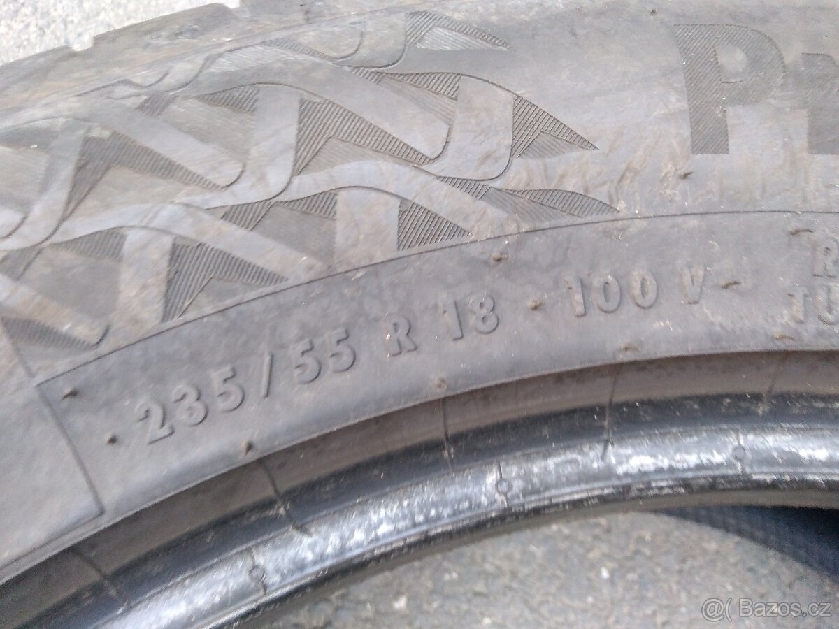 Prodám 2 letní gumy Continental 235/55 R18 DOT 5023 - 2