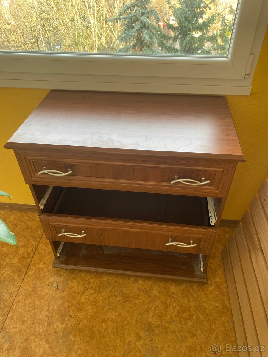 Komoda se šuplíky - 2