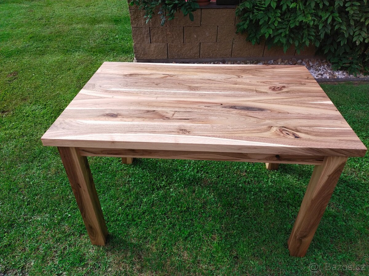 Prodám jídelní stůl - 2