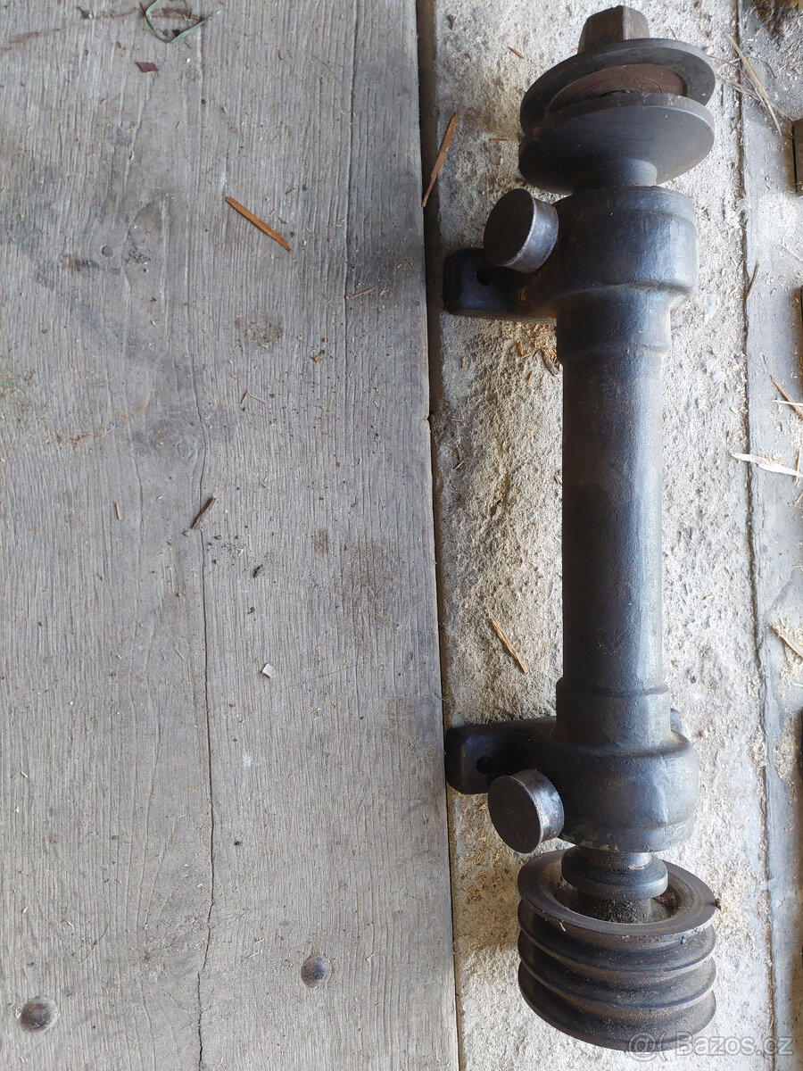 HŘÍDEL NA CIRKULÁRKU - 2