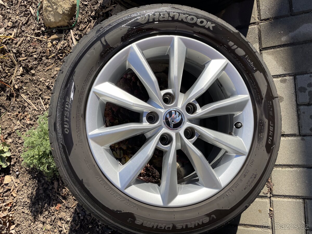 Alu kola Škoda 16" -6.5Jx16H2 ET46 s pneu Hankook - 2