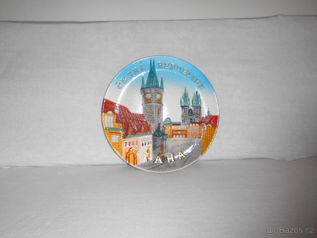 Dekorat. talíř na stěnu-Česká republika-symbol Prahy. - 2