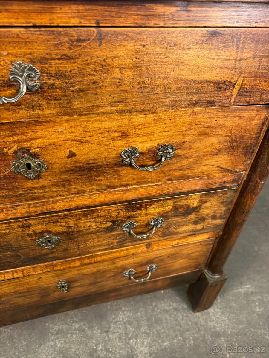 Starožitná empírová komoda (137009) - 2