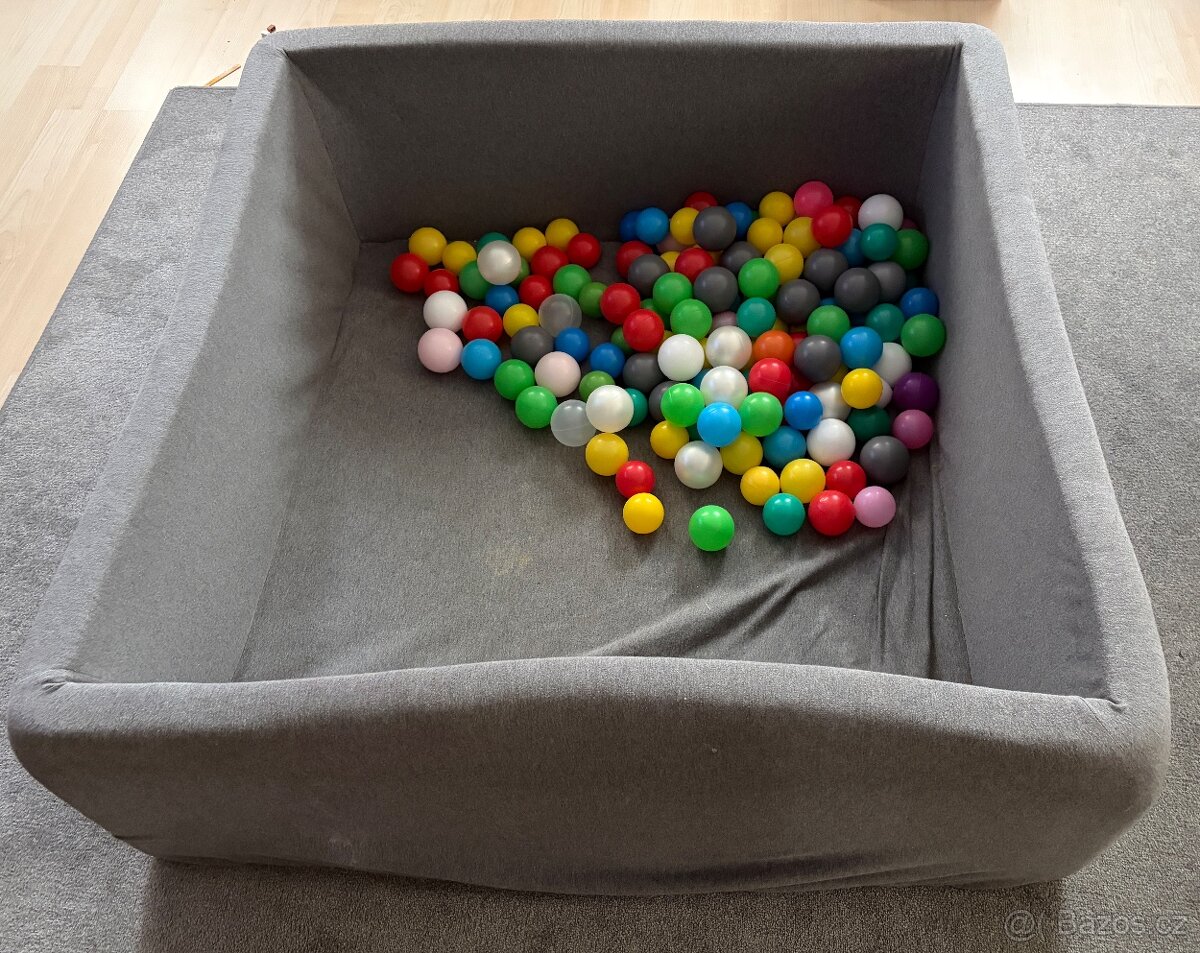 Bazének s balonky - 2